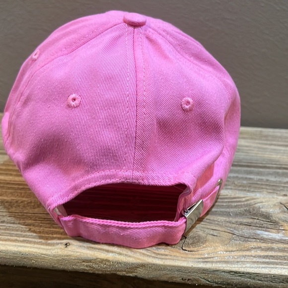 NEW Pink Woman’s Embroidered Distressed LOS ANGELES Adjustable Baseball Cap - Picture 3 of 4